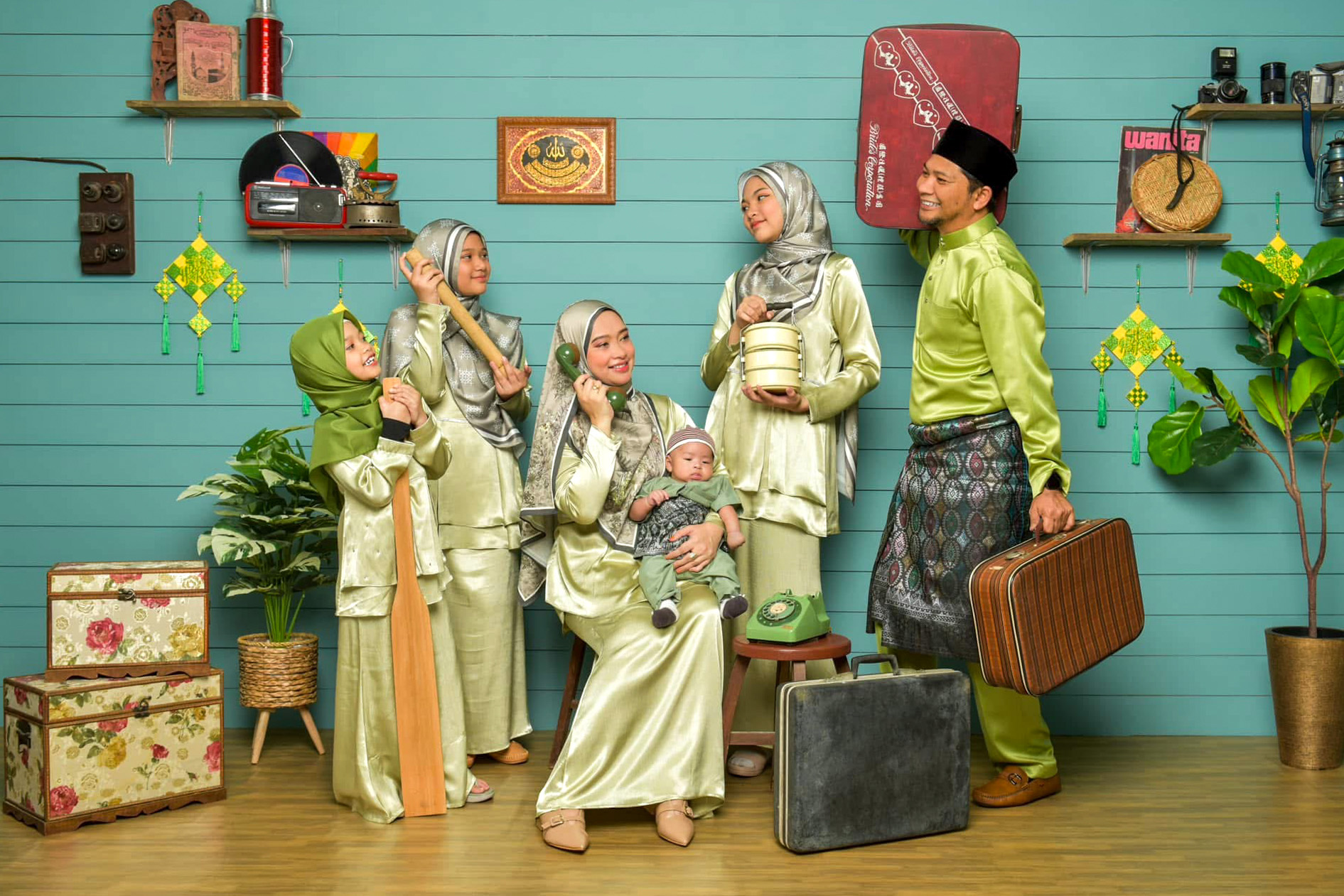 Basic family portrait studio photography